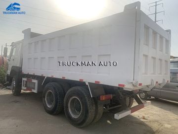 il camion 6x4 375hp del trattore della seconda mano di 30Tons Howo ha fatto durante l'anno 2015