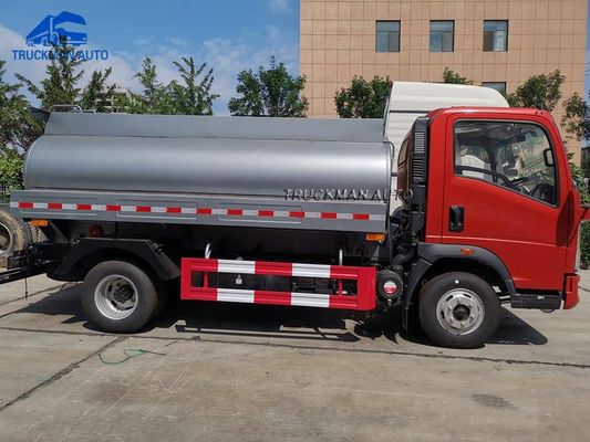 6000 camion cisterna 7.50R16 del combustibile derivato del petrolio del veicolo leggero di litro HOWO