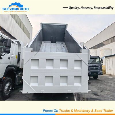 Autocarro ribaltabile SINOTRUK HOWO 6X4 ad alta efficienza per la Libia